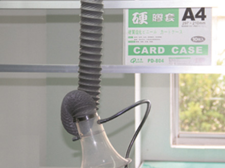 鎮(zhèn)流器組裝負壓通風(fēng)線